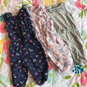 3 newborn rompers
